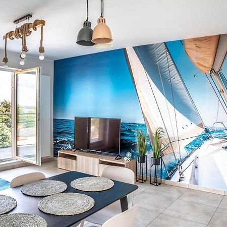 Yacht Apartments Wilkasy Ngoại thất bức ảnh